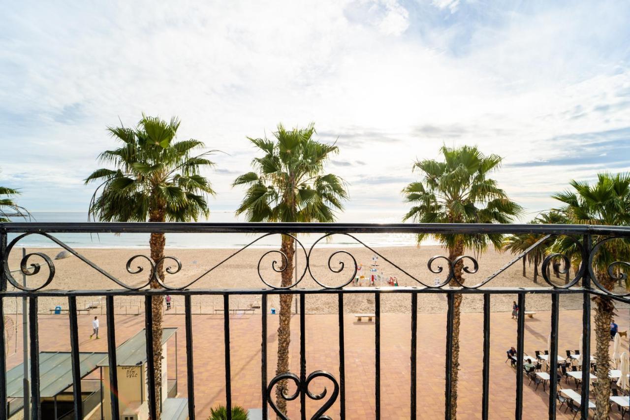 Villasun Palmera Beach 比利亚霍约萨 外观 照片